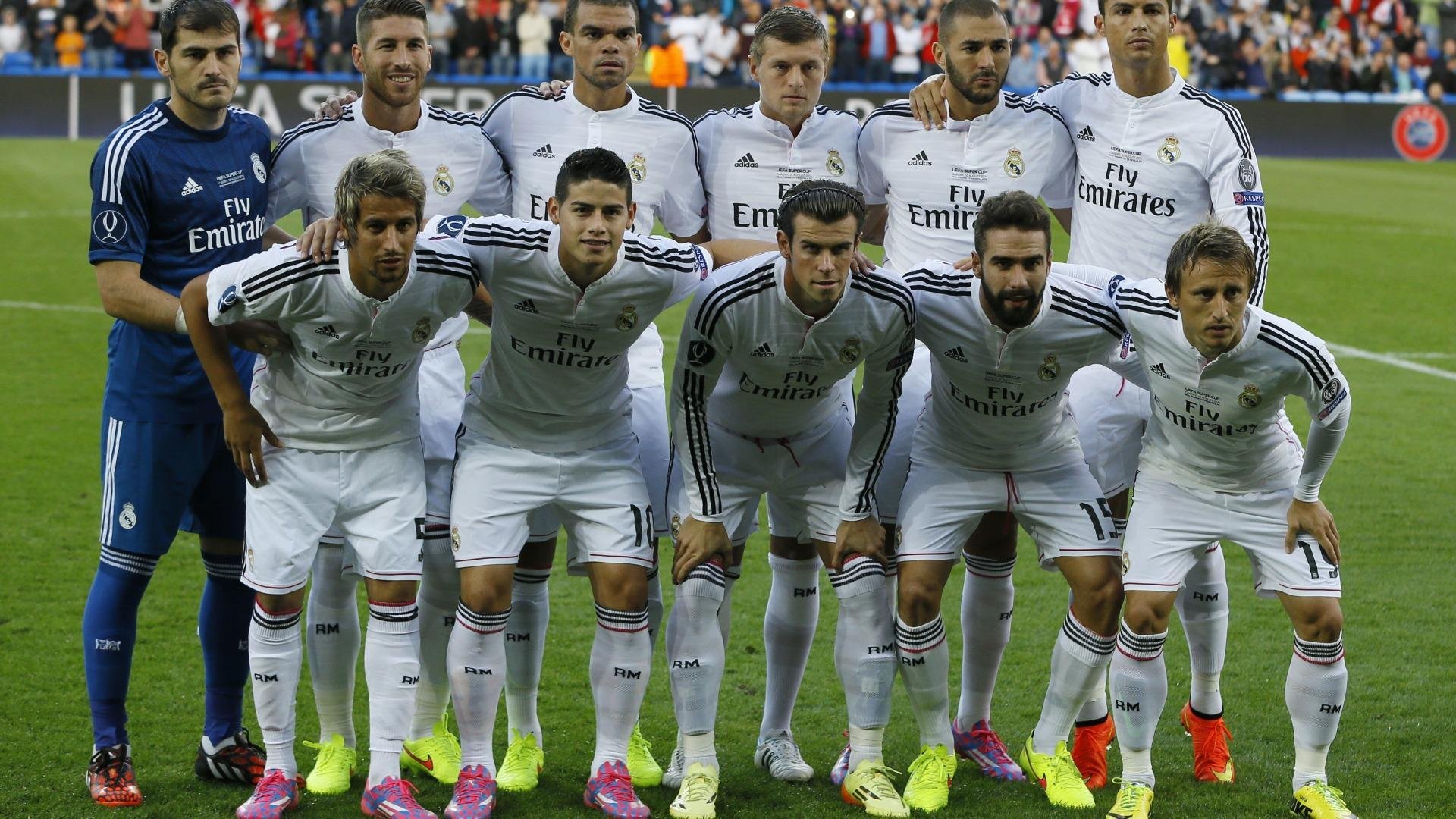 丹麦队逼平斯洛文尼亚，拿到了不败战绩，丹麦 球队